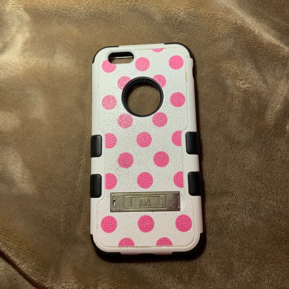 Cute poke a dot pink iPhone 6 phone case